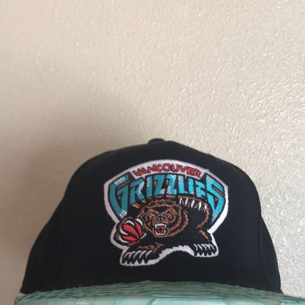 Black and Teal Vancouver Grizzlies python skin hat